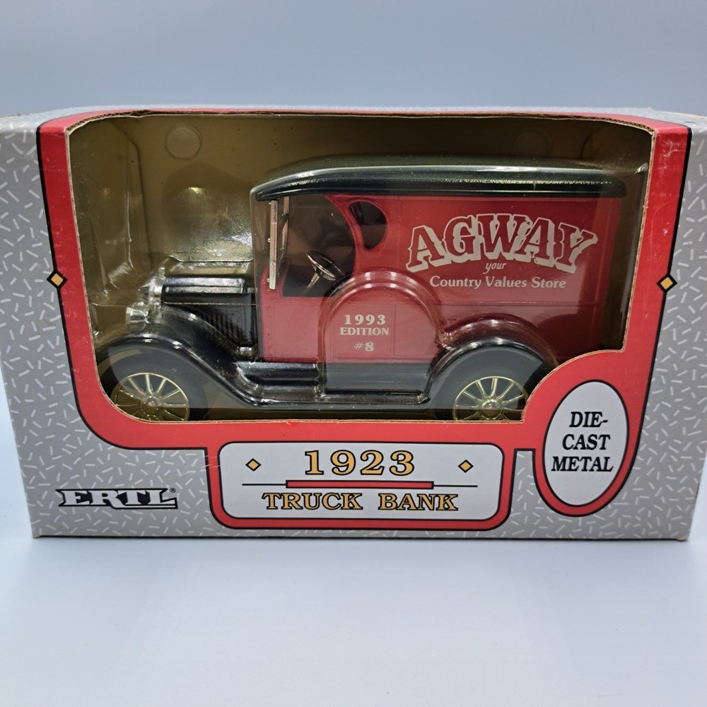 Vintage Ertl 1923 Truck Bank Agway red Edition 8 1993 1/25 scale diecast